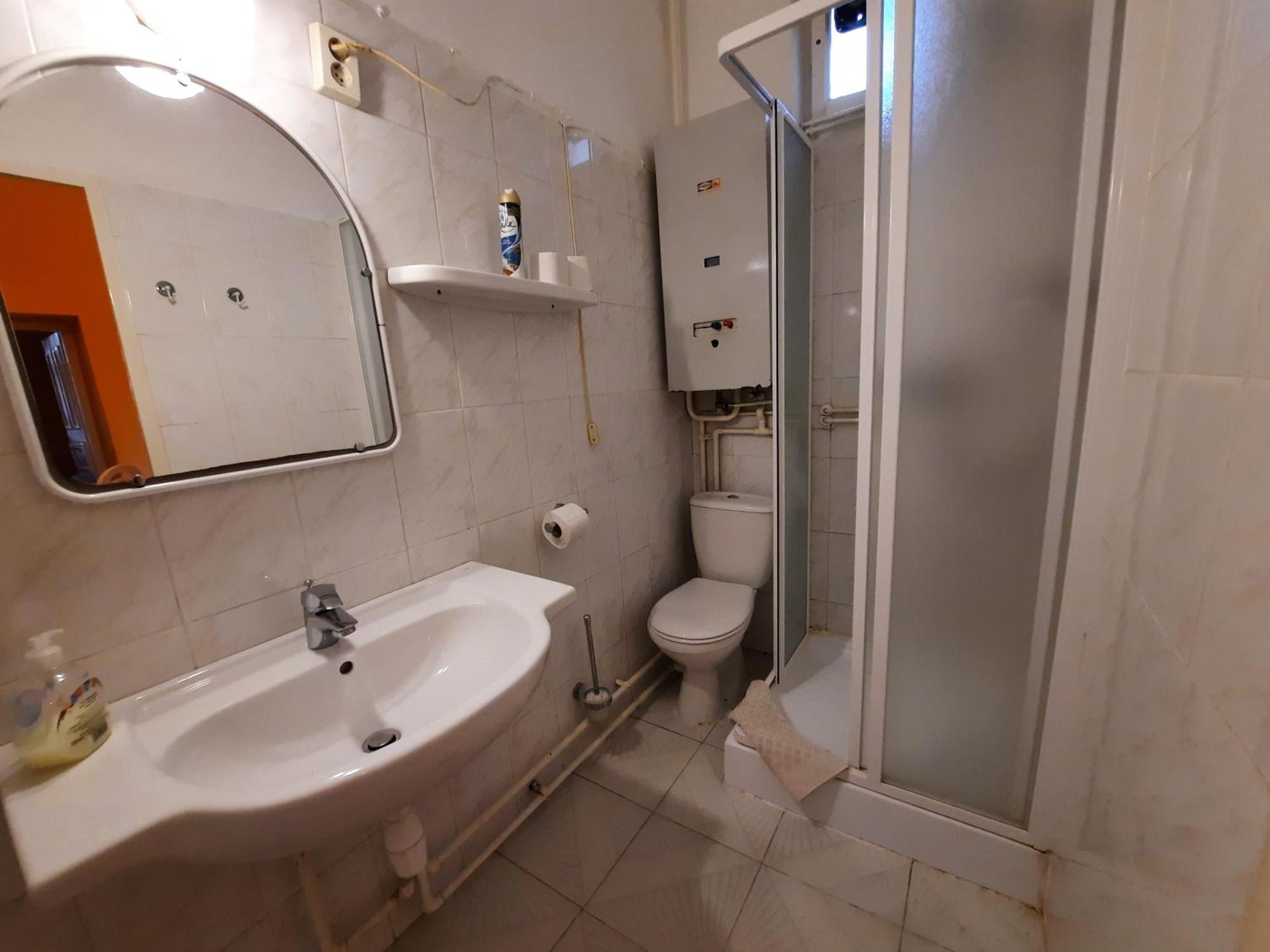 Gloria Apartman Gyula Buitenkant foto